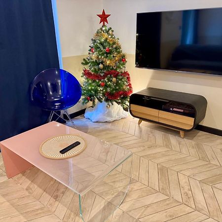 Roma Divine Home Cinema Et Jardin Nimes Ngoại thất bức ảnh
