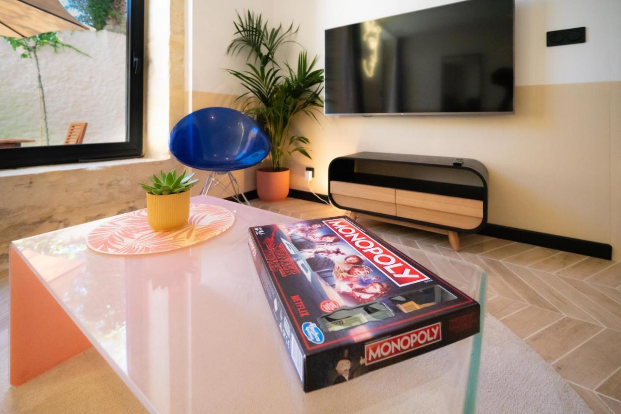 Roma Divine Home Cinema Et Jardin Nimes Ngoại thất bức ảnh