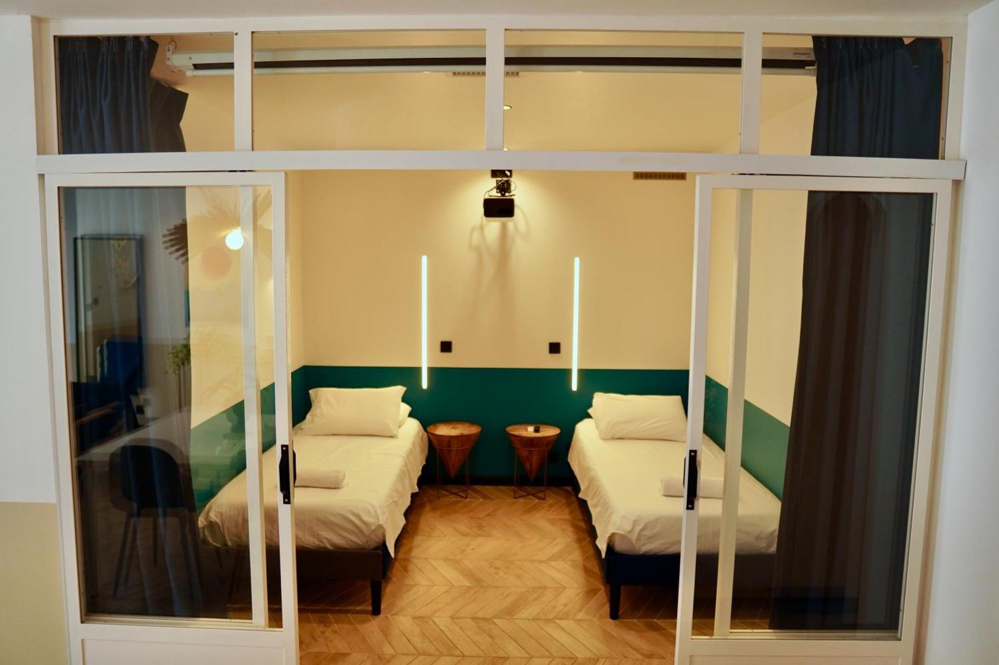 Roma Divine Home Cinema Et Jardin Nimes Ngoại thất bức ảnh