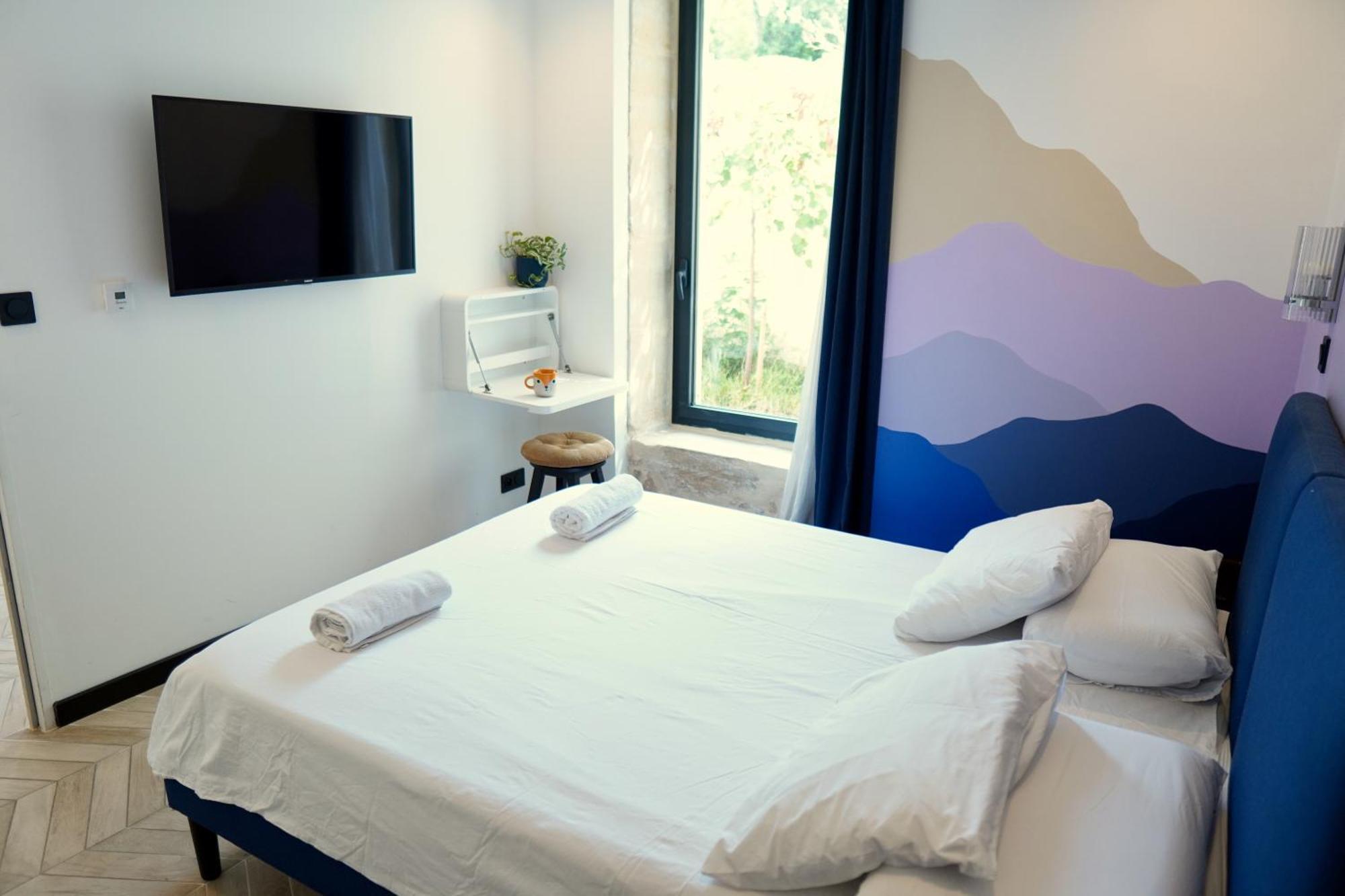 Roma Divine Home Cinema Et Jardin Nimes Ngoại thất bức ảnh